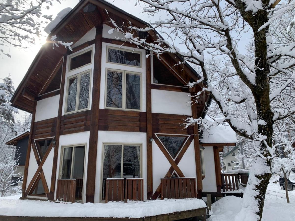 Haus Yuki Villa Hakuba Exterior photo